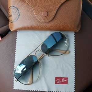 Ray-Ban Aviator Gradient